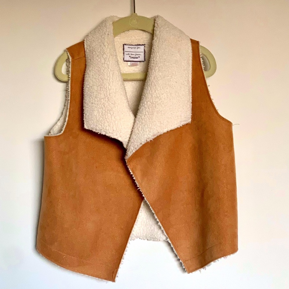 Gymboree Faux Suede and Shearling Style Vest SIZE S (5-6)